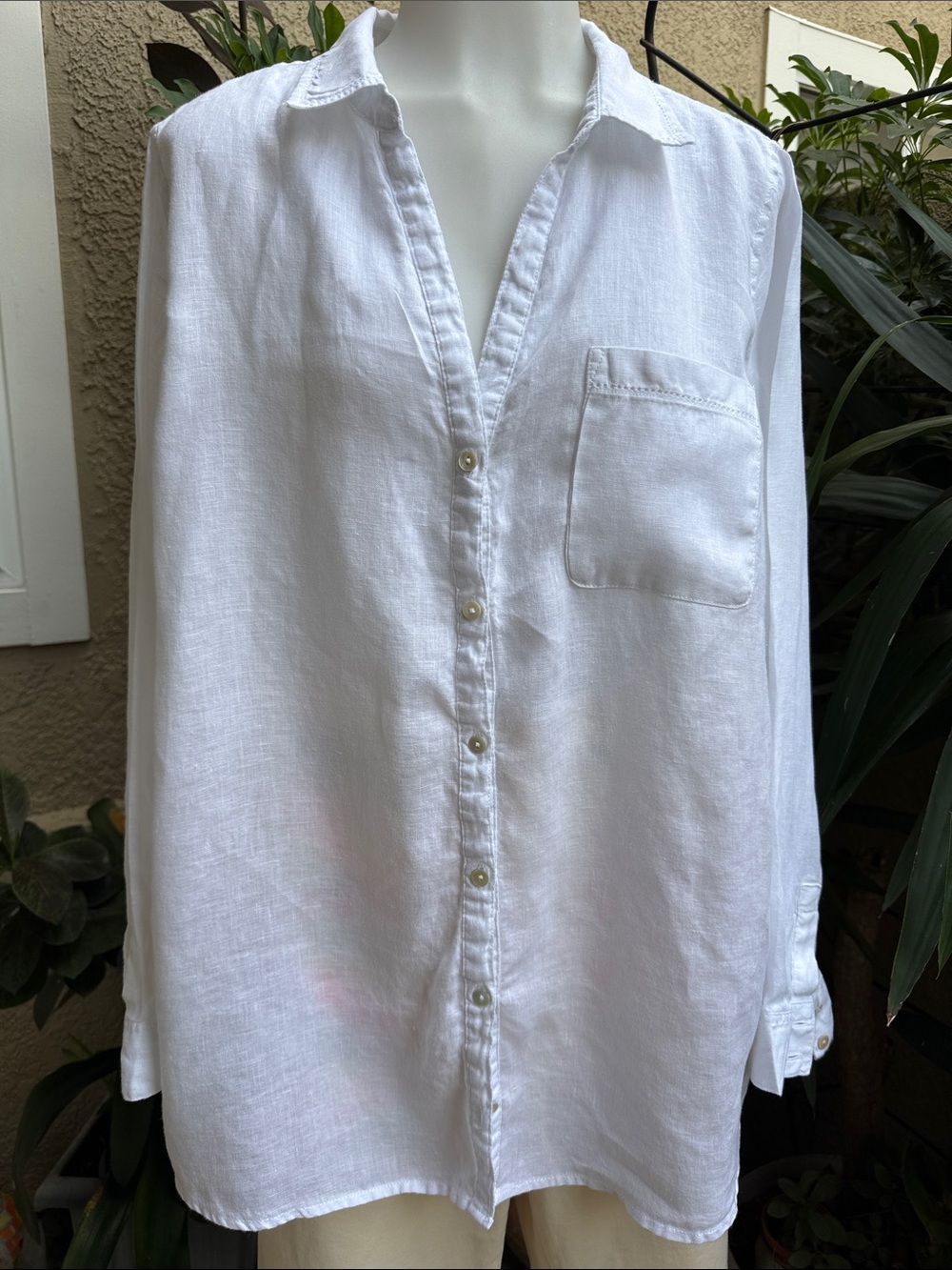 Joie White Linen Button-Down Shirt with Chest Pocket